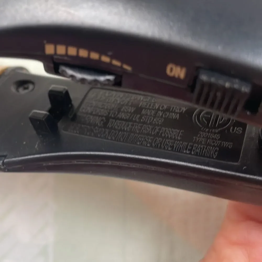 Revlon Perfect Heat Hair Straightener Ceramic 1-1/2